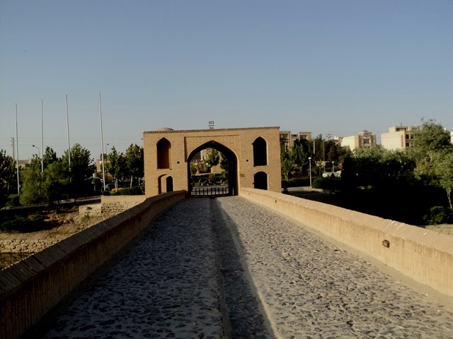 پل شهرستان اصفهان