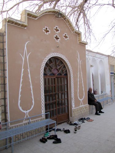 عبادتگاه پیر مهر ایزد