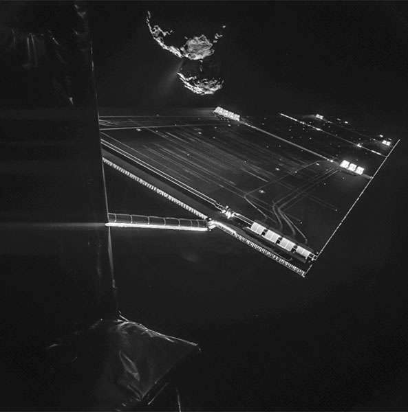 Selfie with comet