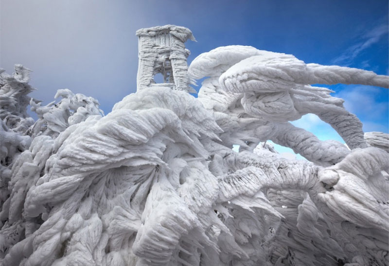 Spectacular ice
