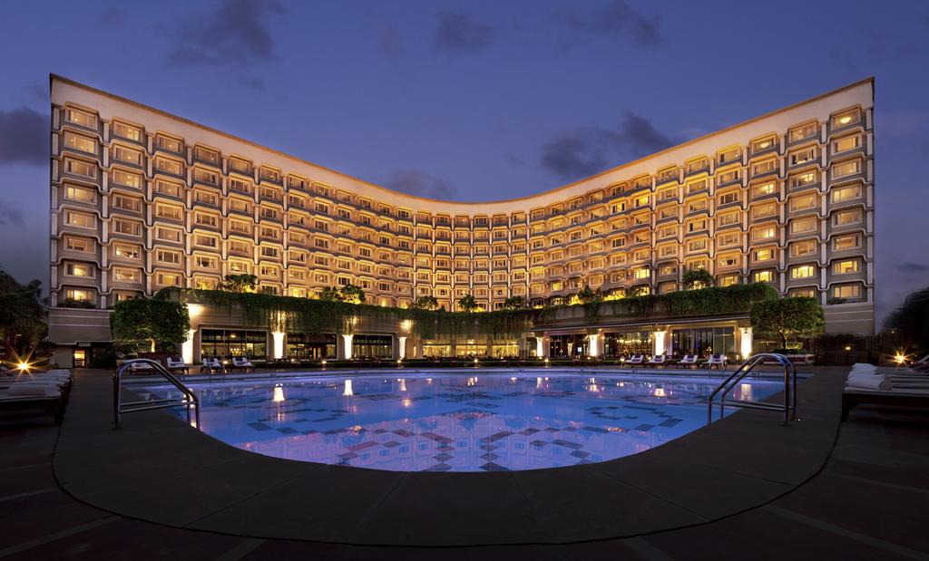 هتل taj place