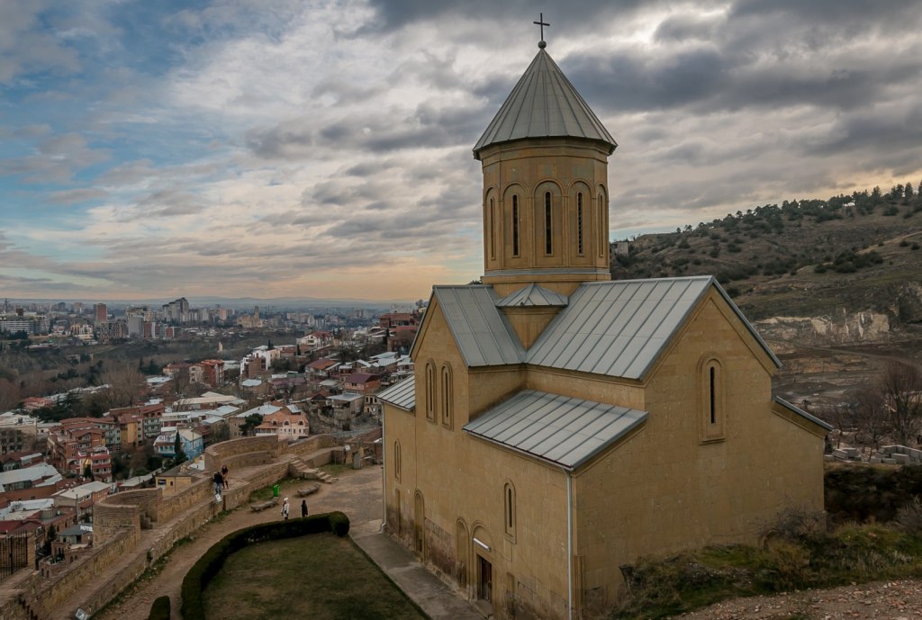 کلیسای سنت نیکلاس در قلعه ناریکالا