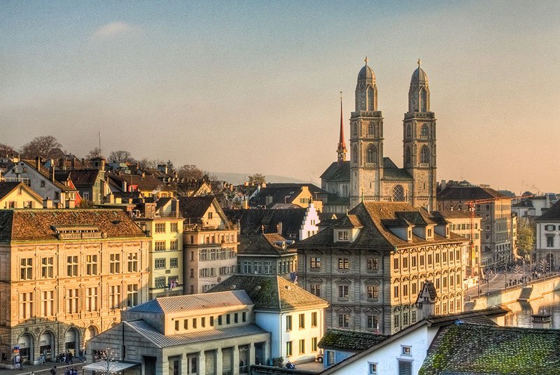 گروس مونستر (Grossmünster)