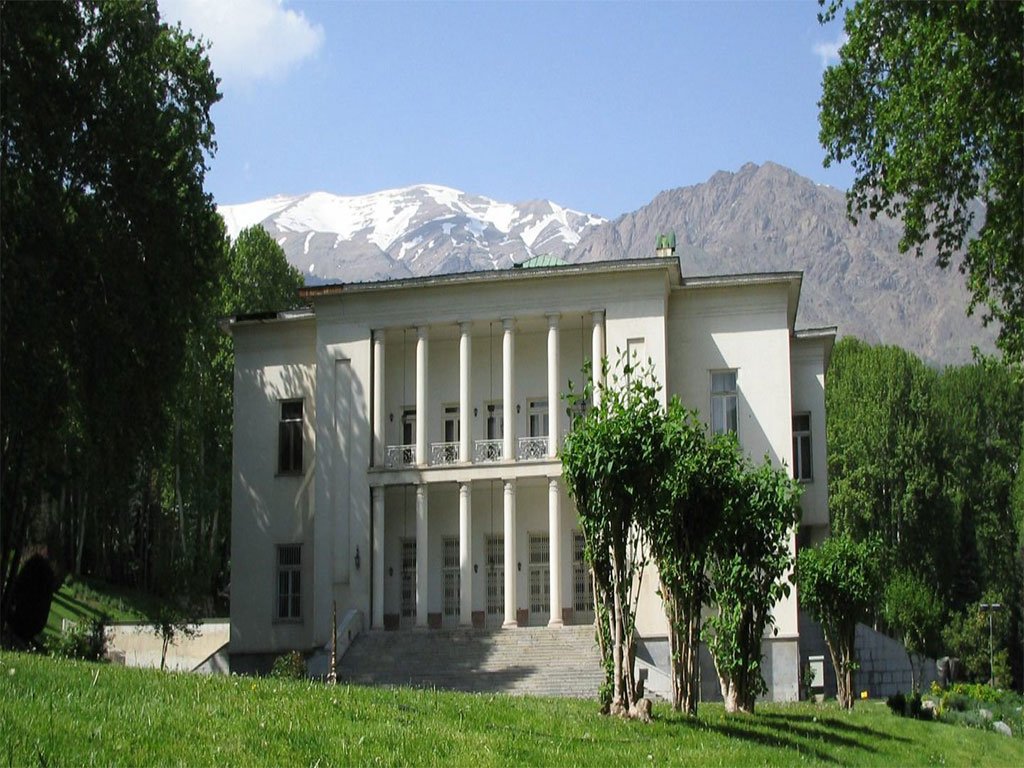 kakhe-sefid
