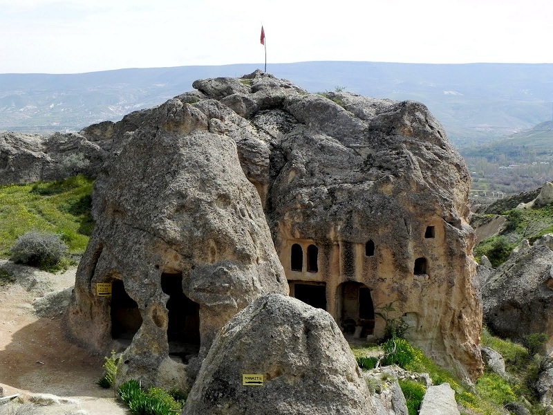 forgotton cave chpel